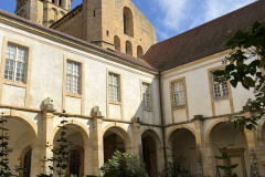 Basilique du Sacré-Cœur中庭